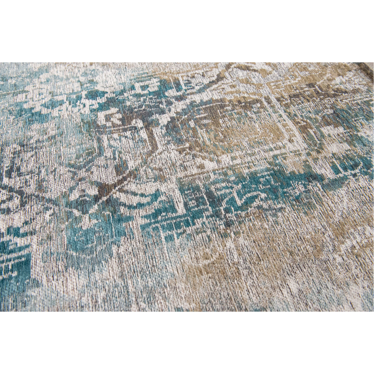 Louis de Poortere Antiquarian Heriz 9129 Blue Rug