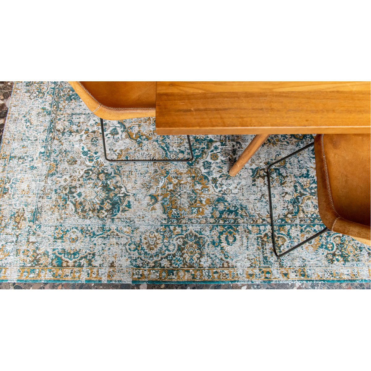 Louis de Poortere Antiquarian Antique Bakhtiari 9127 Fener Rug