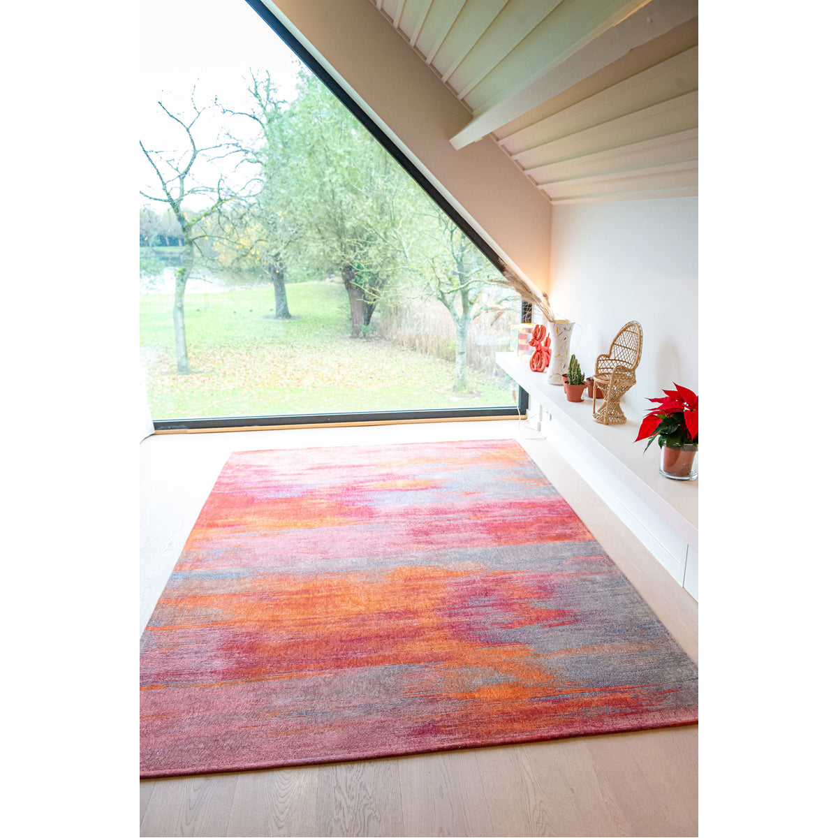 Louis de Poortere Atlantic Monetti 9116 Hibiscus Red Rug