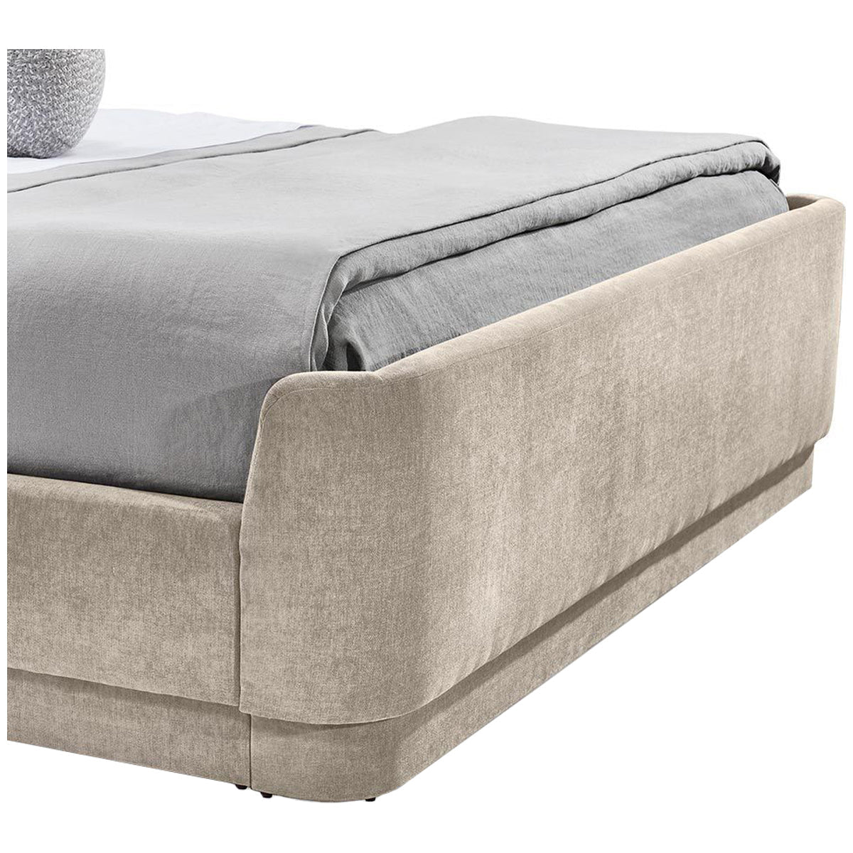 Interlude Home Kaia Textured Chenille Bed