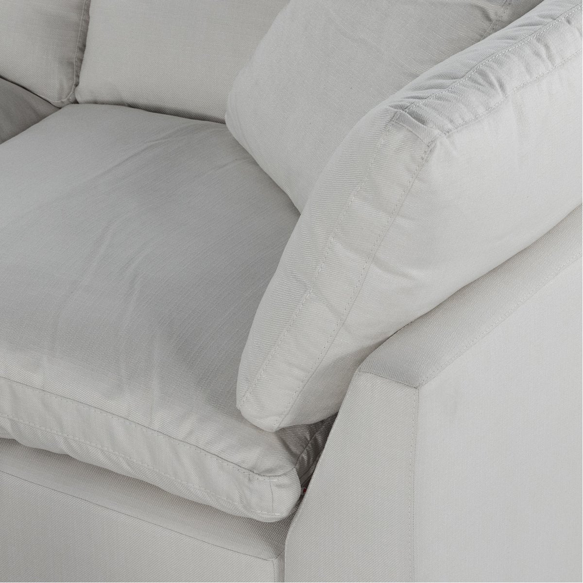 Four Hands Centrale Stevie Anders Ivory Sectional with Free Ottoman