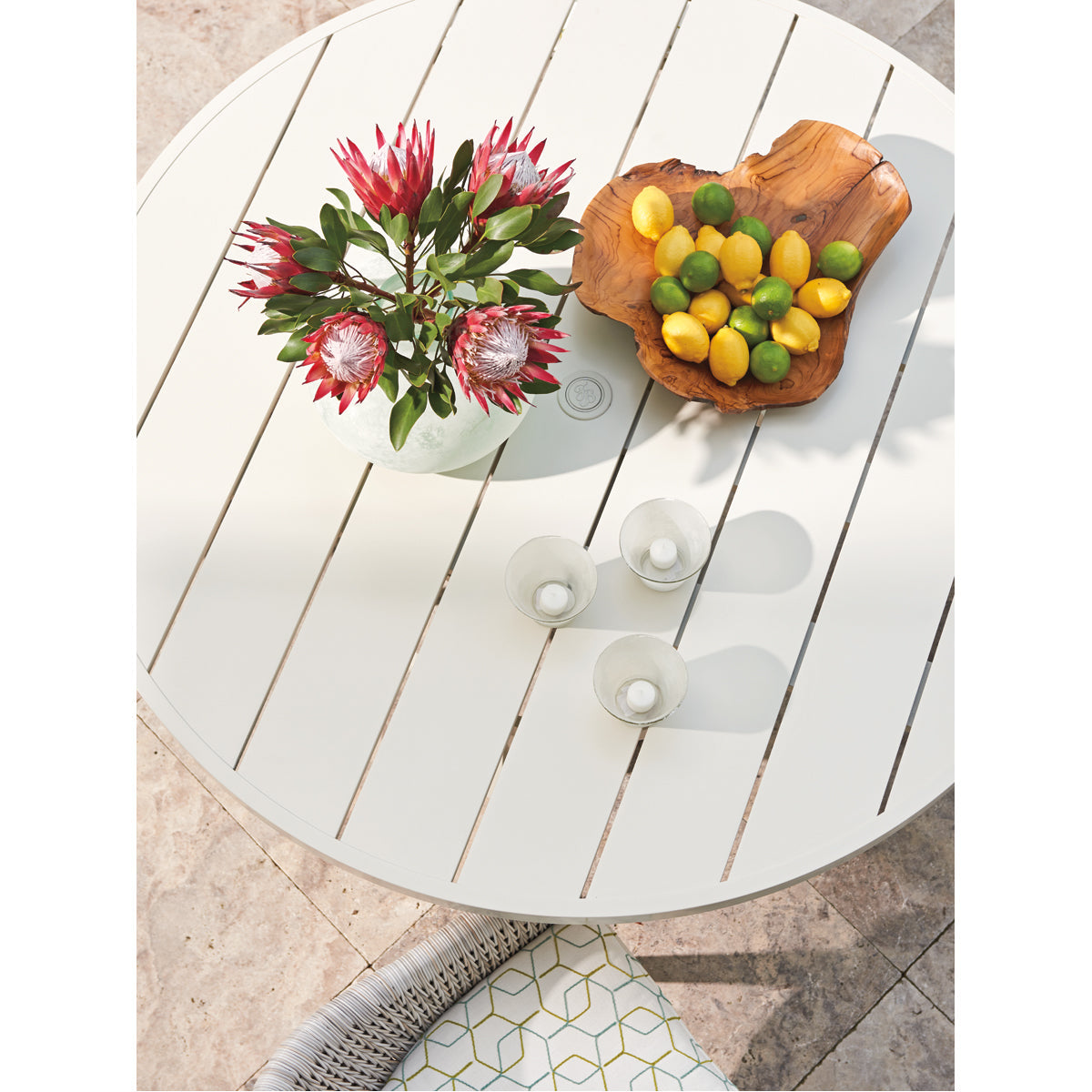 Tommy Bahama Seabrook Outdoor Round Dining Table