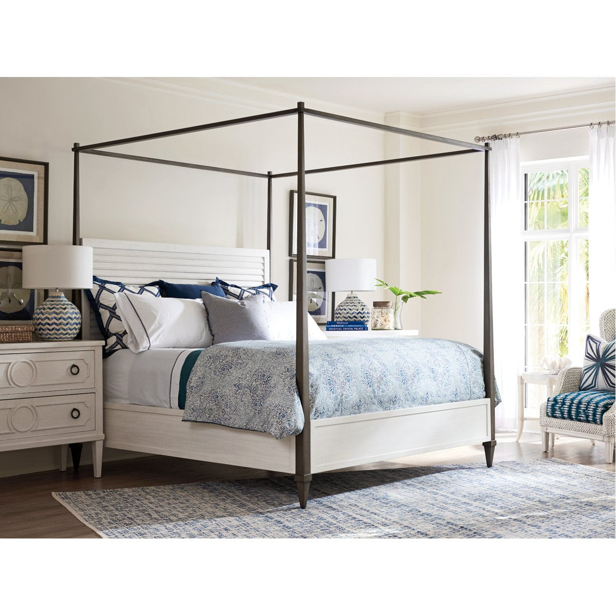 Tommy Bahama Ocean Breeze Coral Gables Poster Bed