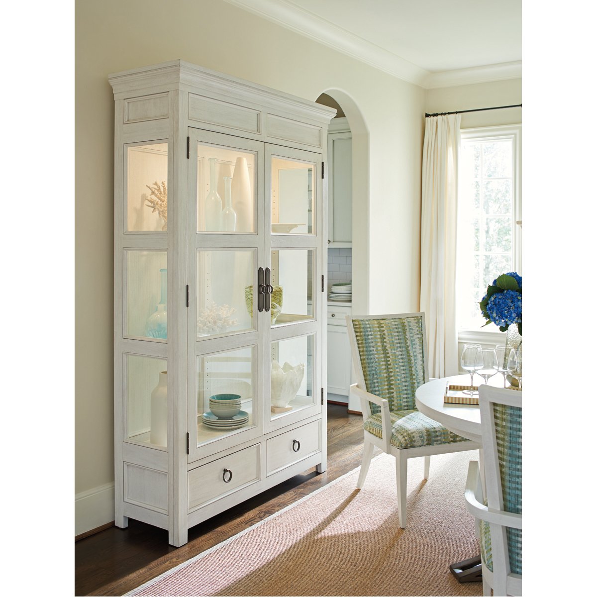 Tommy Bahama Ocean Breeze Sanctuary Curio China Cabinet