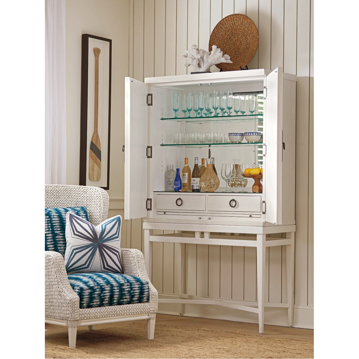 Tommy Bahama Ocean Breeze Jensen Beach Bar Cabinet