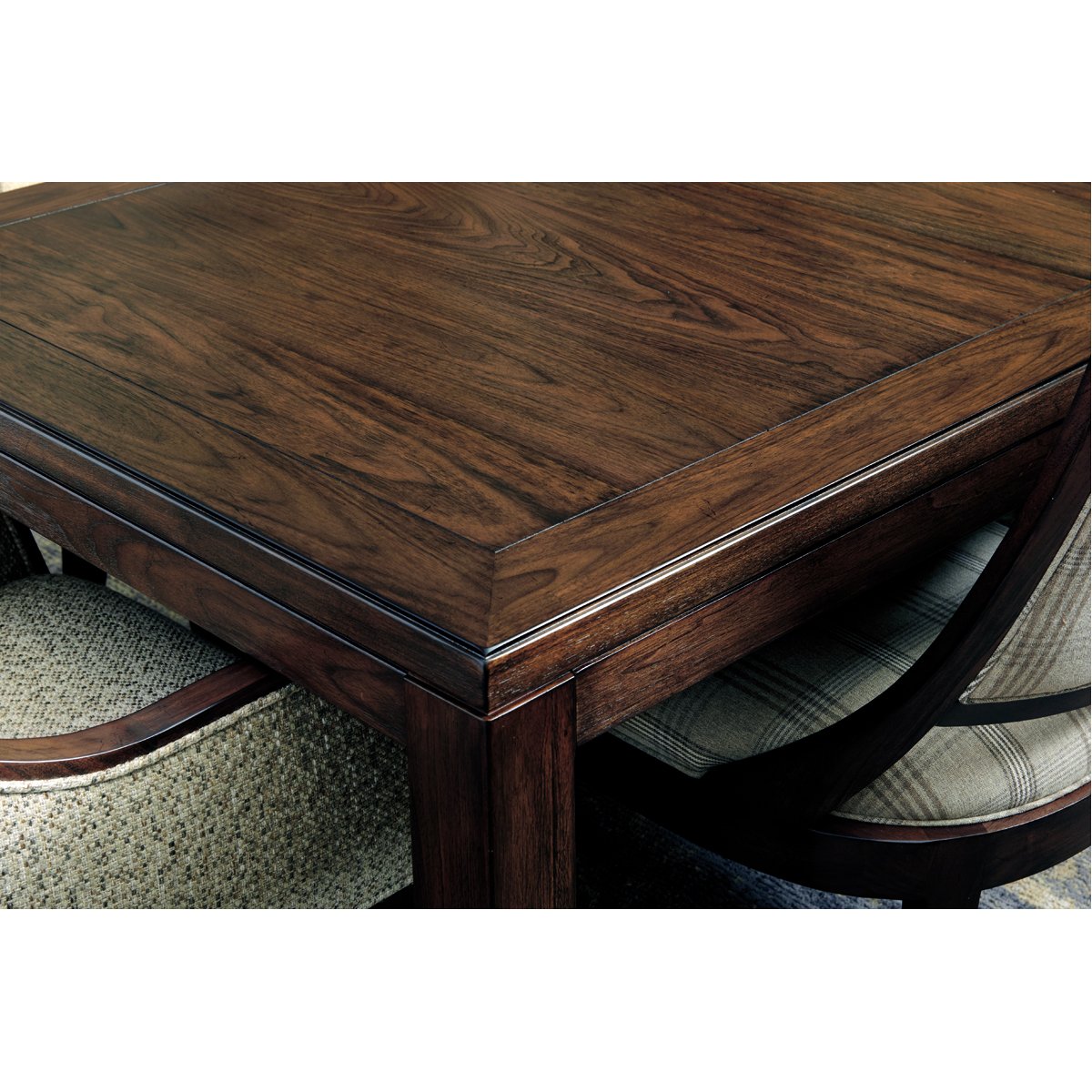 Lexington Silverado Elk Grove Rectangular Dining Table