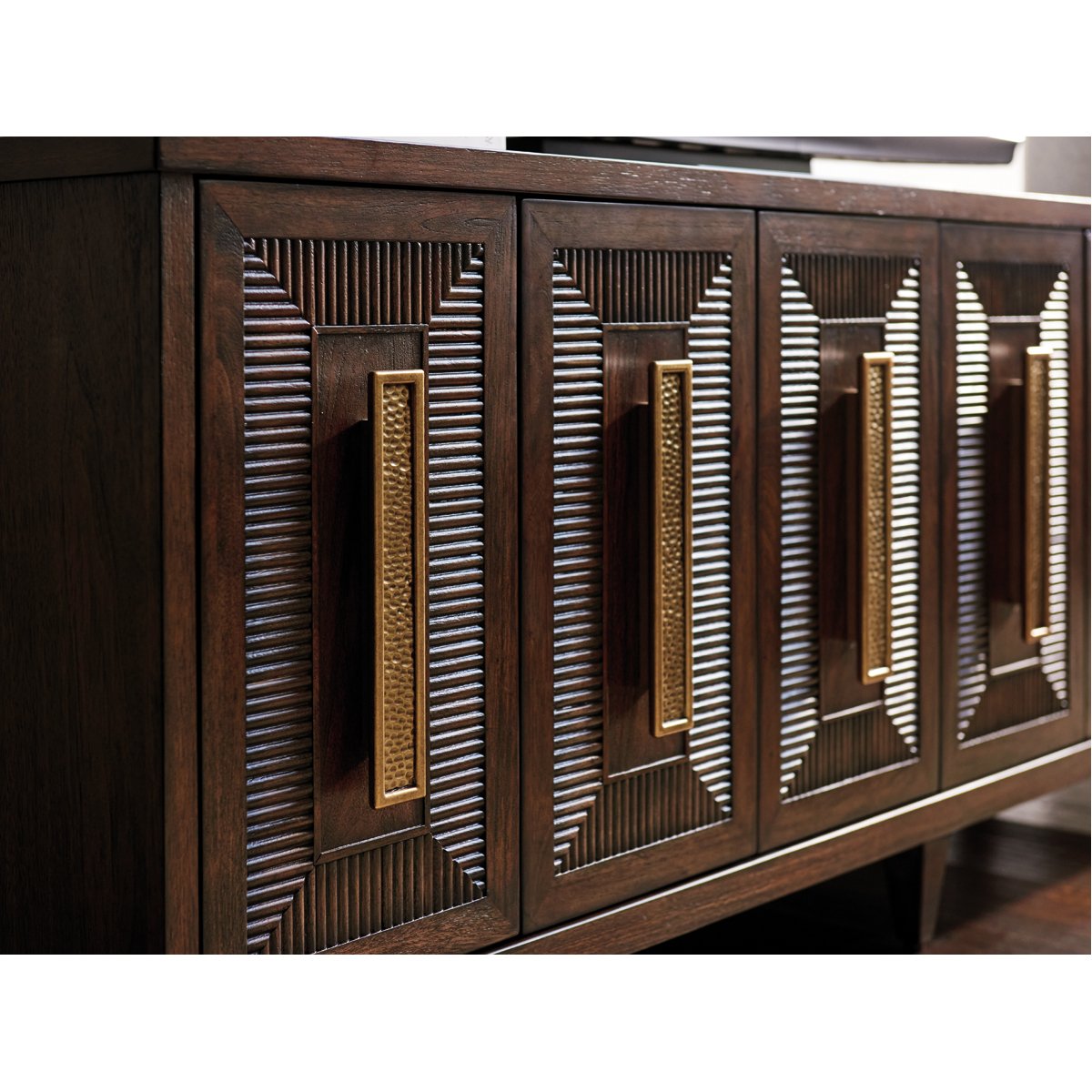 Lexington Silverado Modesto Media Console