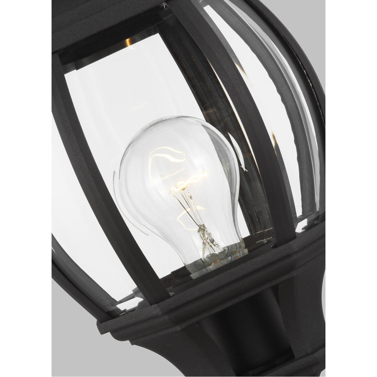 Sea Gull Lighting Wynfield Small 1-Light Post Lantern without Bulb