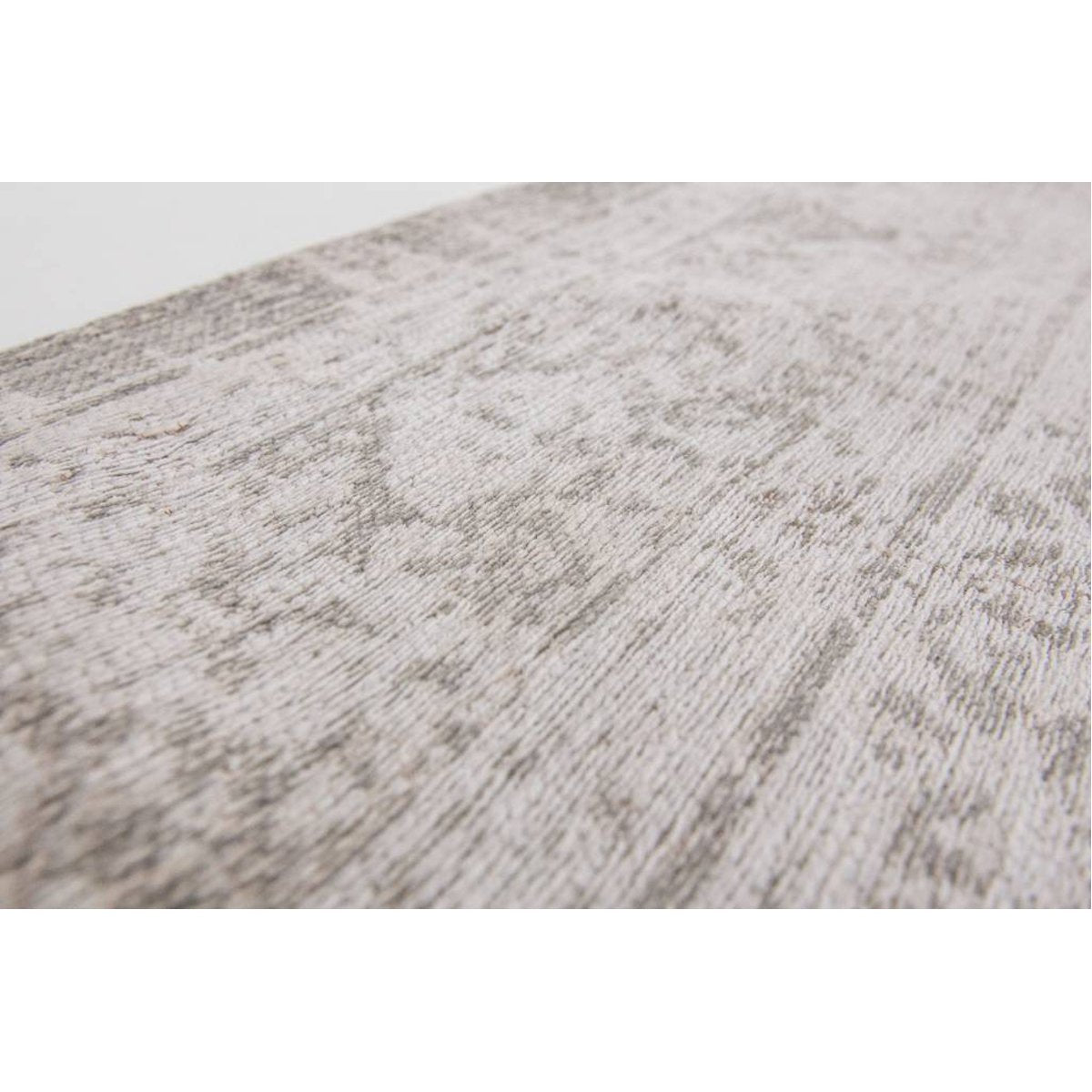 Louis de Poortere Fading World Medaillon 8383 Salt &amp; Pepper Rug