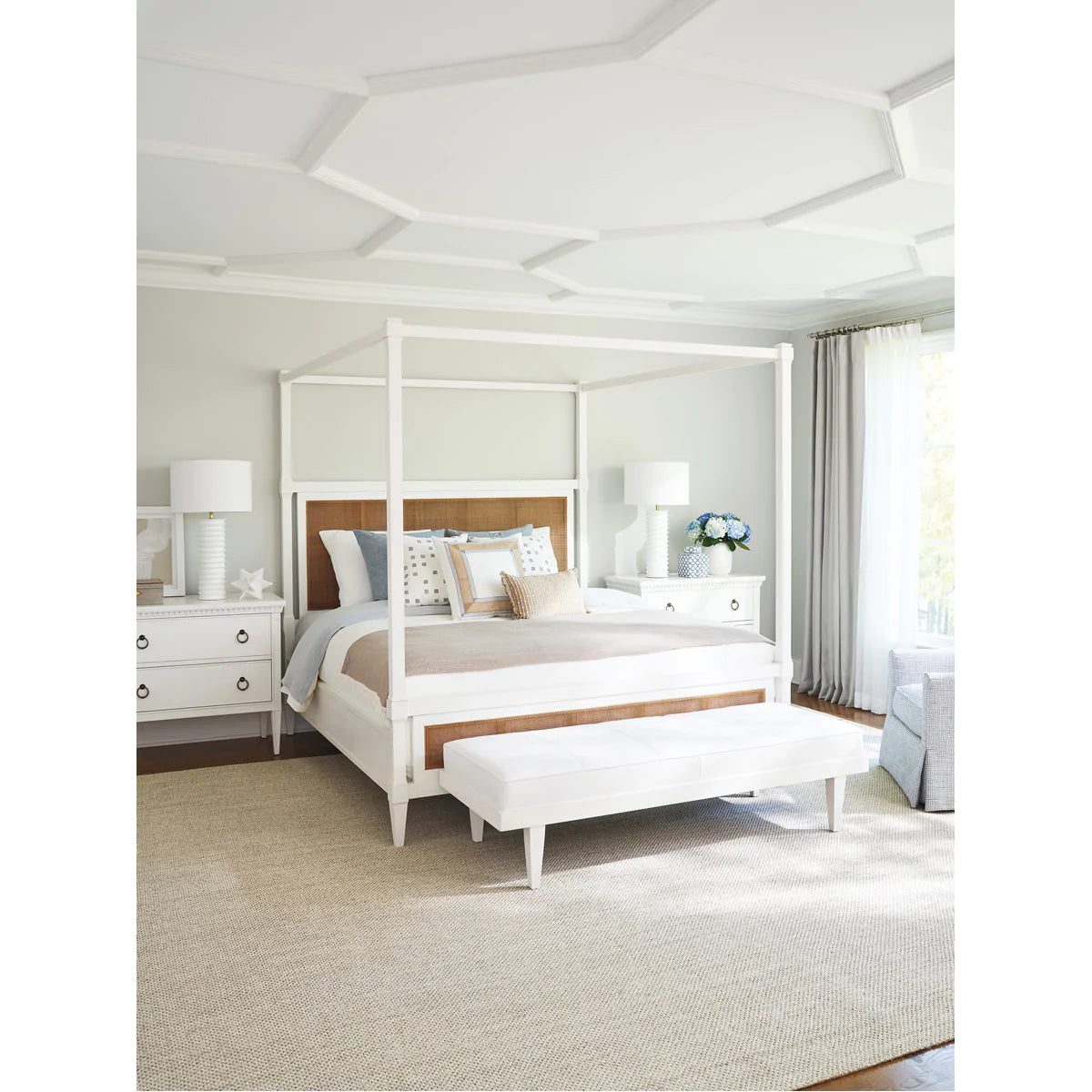 Lexington Barclay Butera Laguna Strand Poster Bed - King