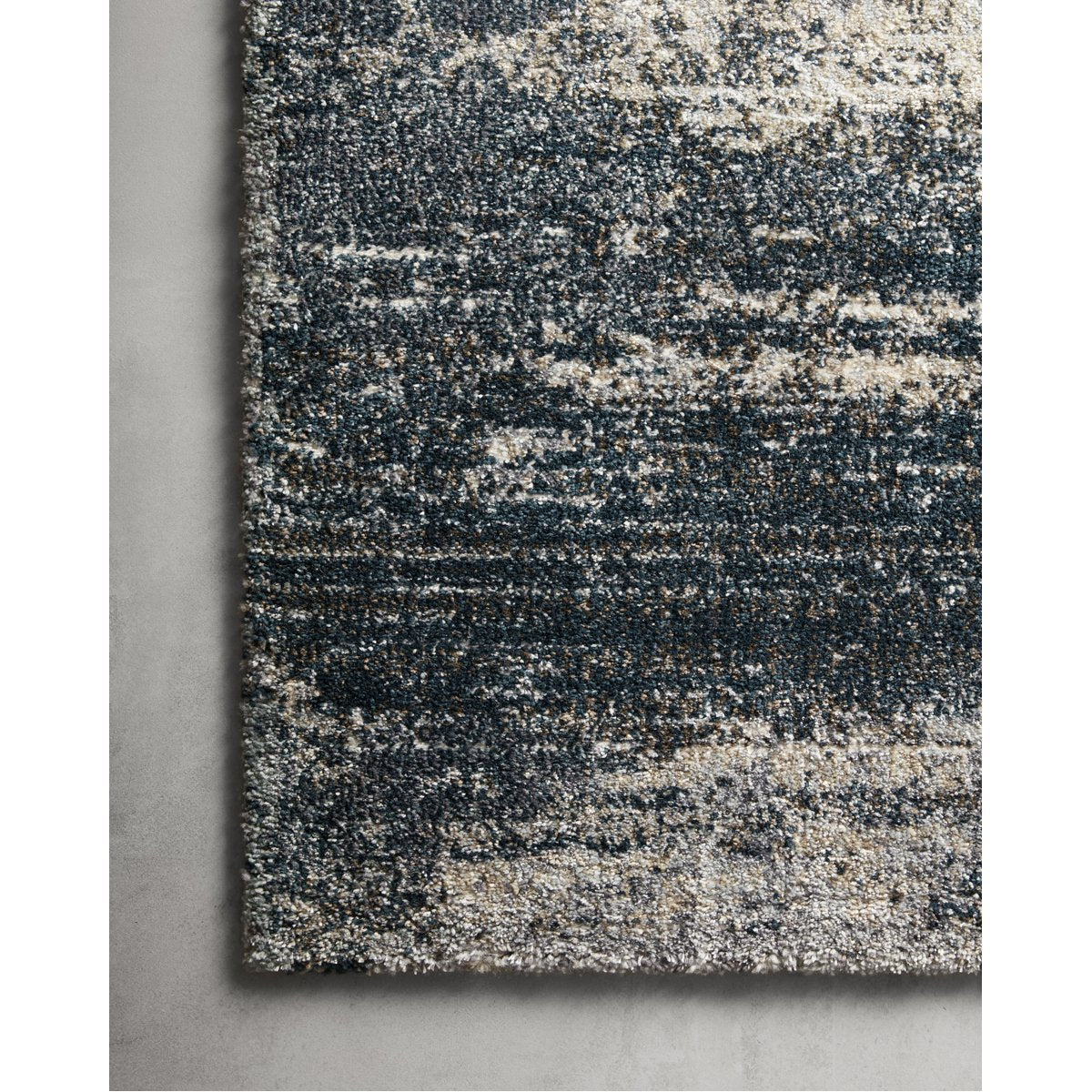 Loloi Augustus AGS-07 Power Loomed Rug