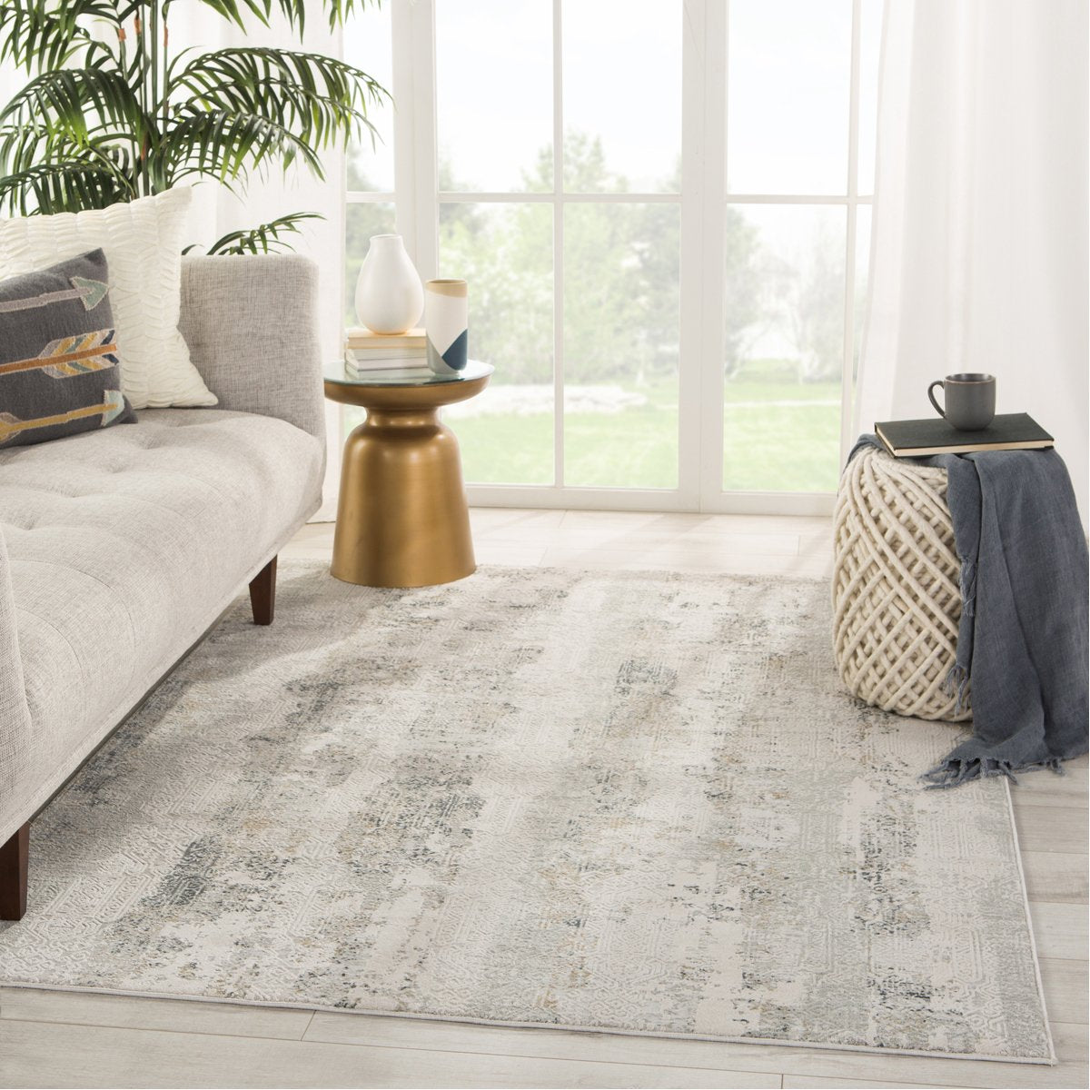 Jaipur Cirque Jaspal Tribal Abstract Gray White CIQ35 Rug