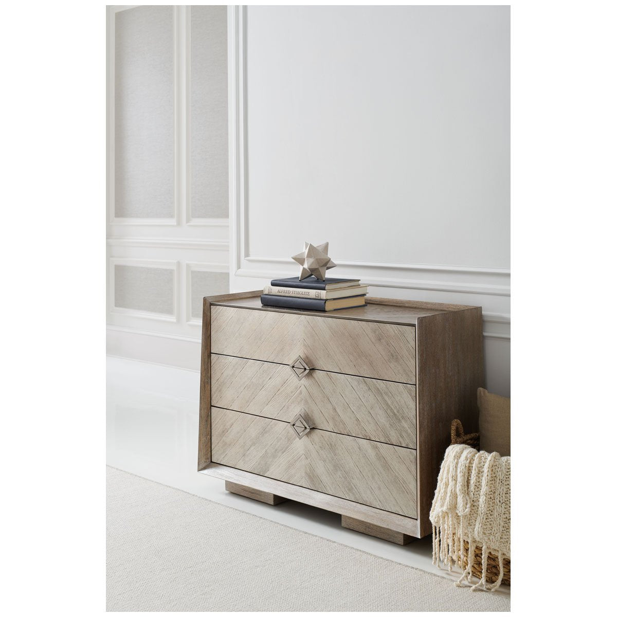 Caracole Classic A Natural Chest