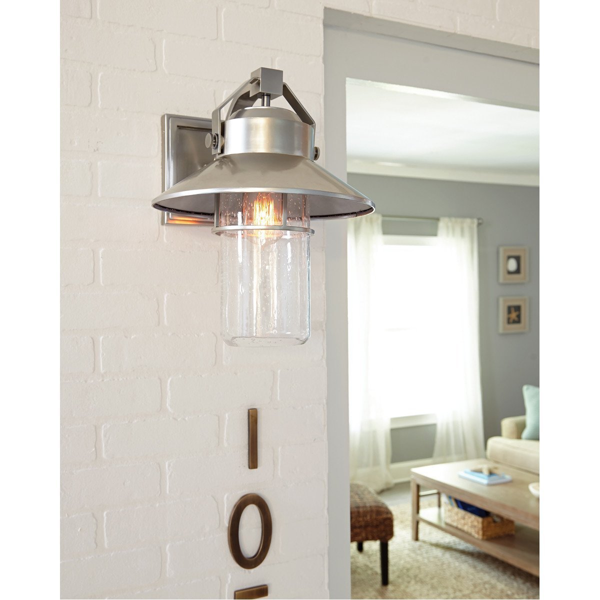 Feiss Boynton 1 Light Outdoor Wall Lantern