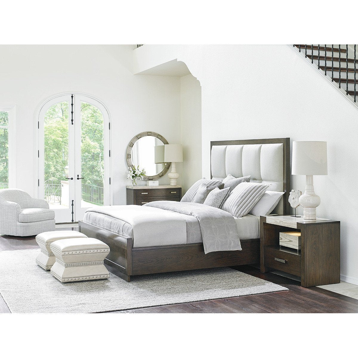 Lexington Laurel Canyon Casa Del Mar Upholstered Bed