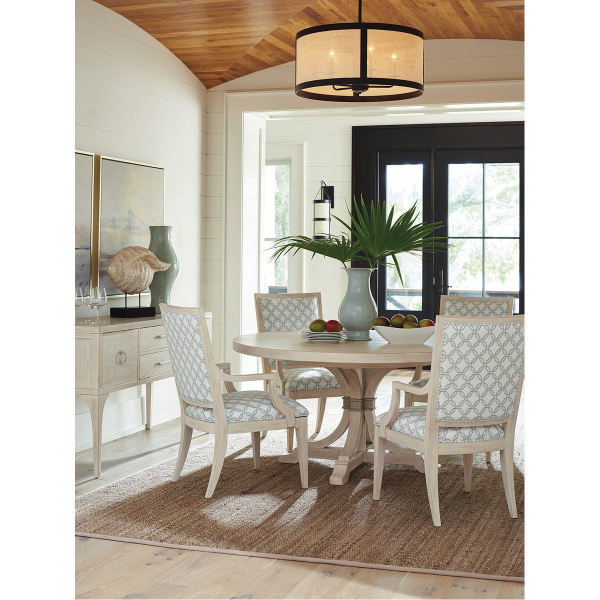 Lexington Barclay Butera Newport Magnolia Round Dining Table