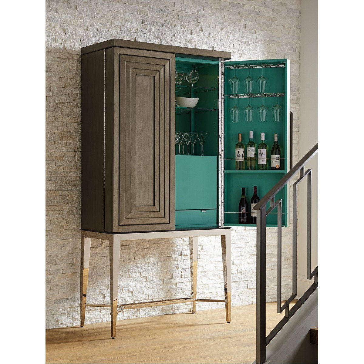 Lexington Ariana Cheval Bar Cabinet