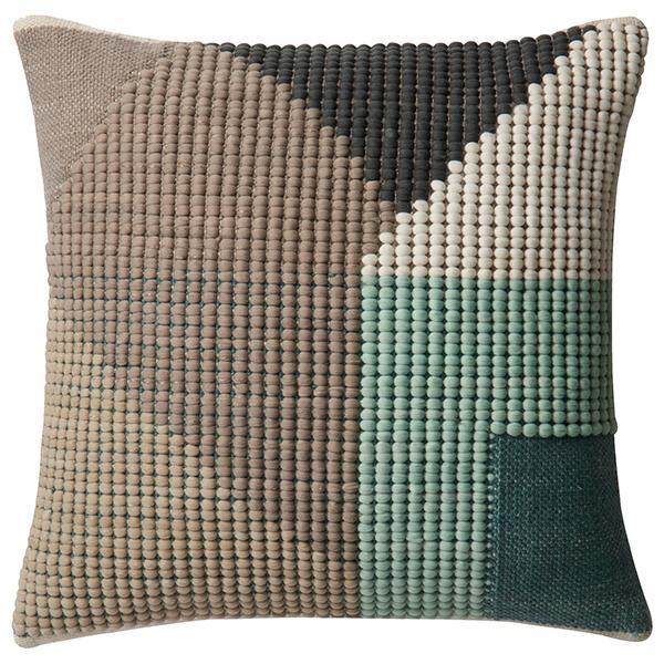 Loloi P0504 Indoor/Outdoor 22&quot; x 22&quot; Pillows Set of 2