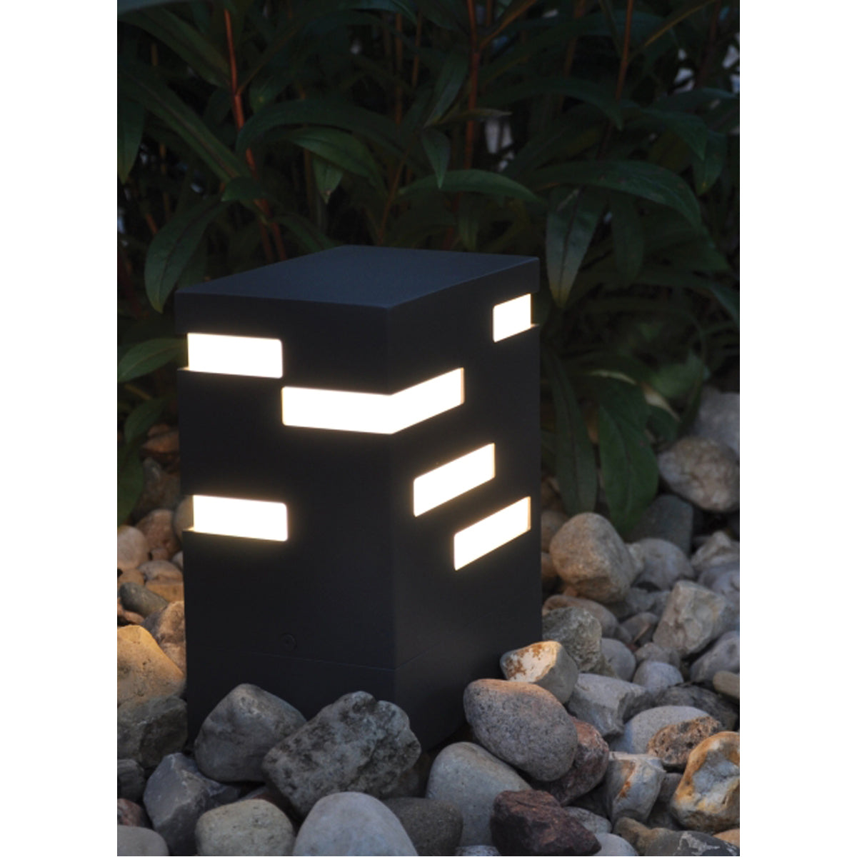 Tech Lighting Revel 8-inch Outdoor Path Lighting - Concrete Mount