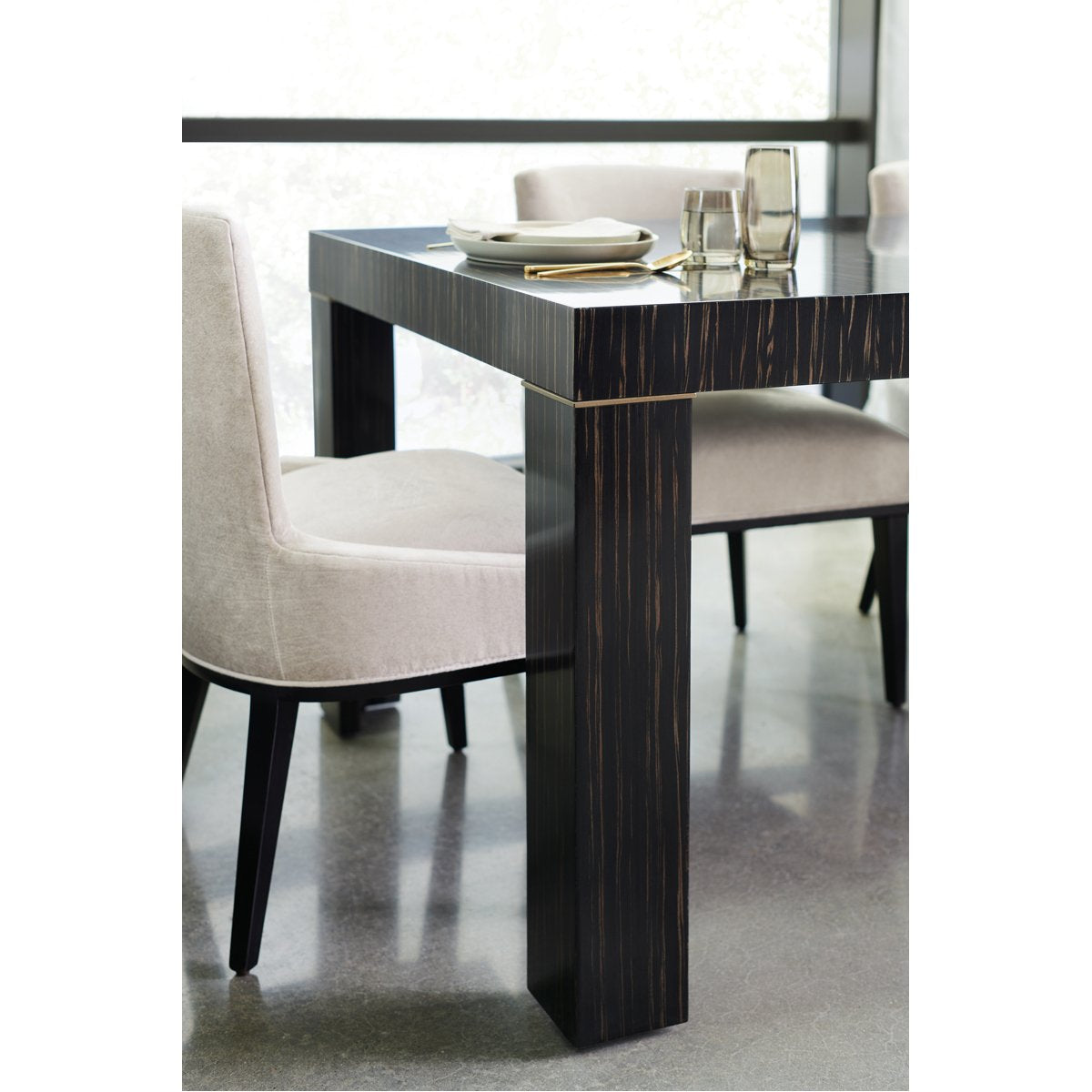 Caracole Modern Edge Dining Table