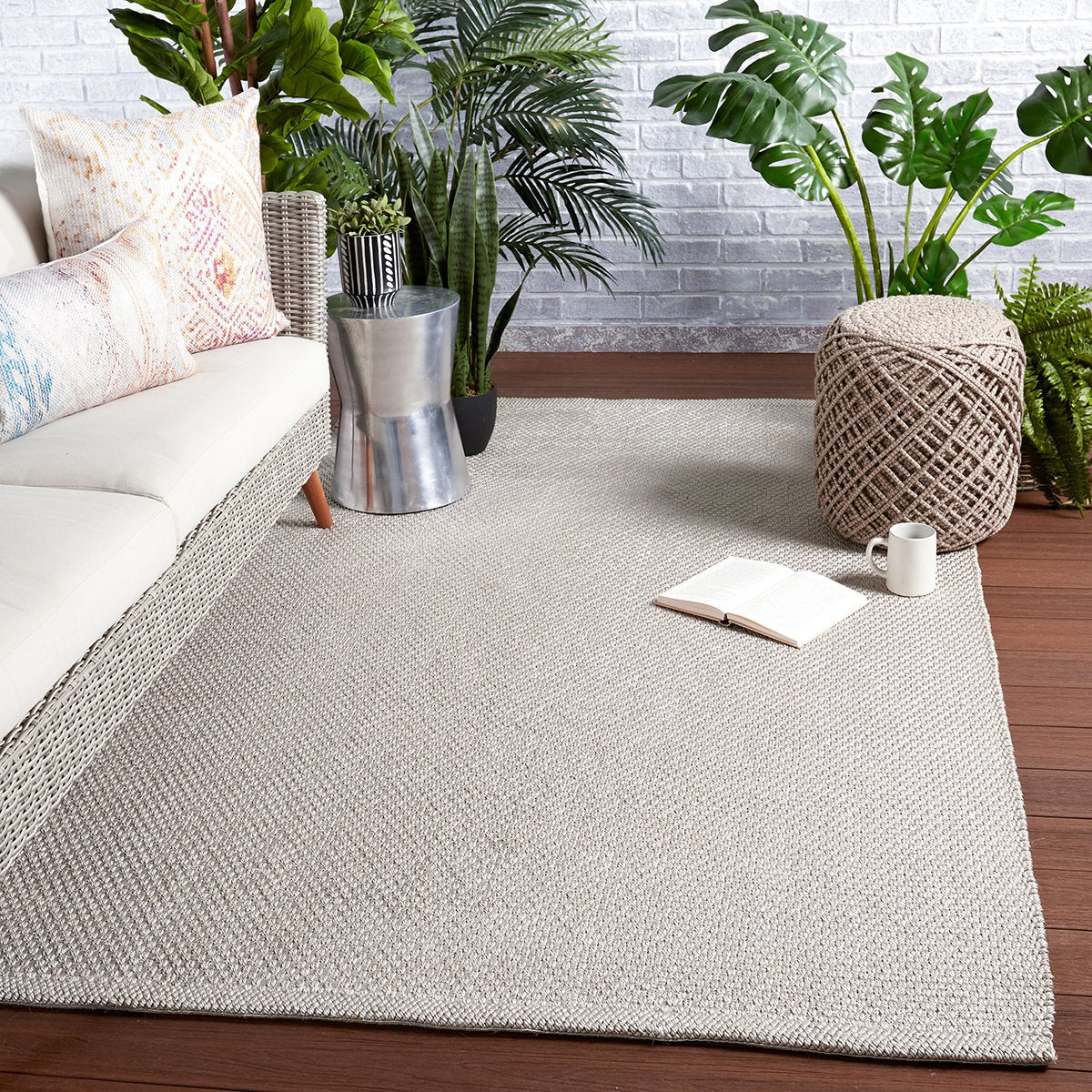 Jaipur North Shore Kawela Solid Light Gray NRS02 Rug