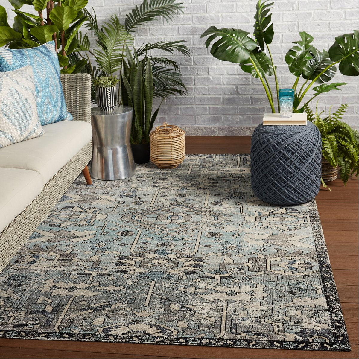 Jaipur Polaris Ansilar Medallion Floral Blue Gray POL26 Rug