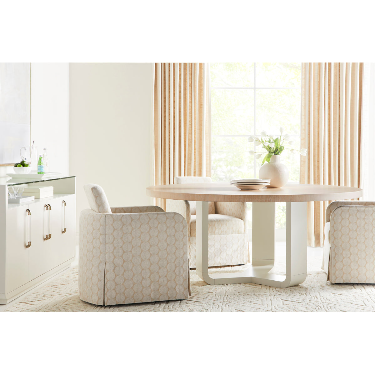 Vanguard Furniture Cove Navajo Dining Table