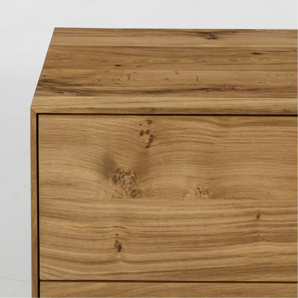 Thomas Bina Sands 2-Drawer Nightstand - Natural Oak