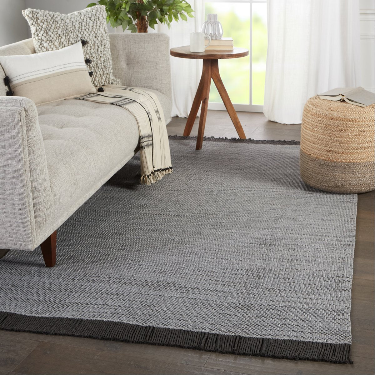 Jaipur Sonder Savvy Solid Gray Black SOD02 Rug