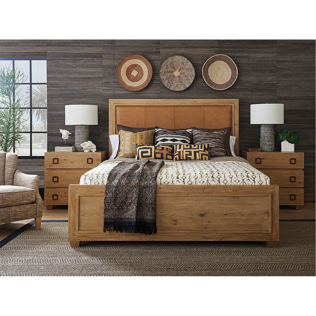 Tommy Bahama Los Altos Antilles Upholstered Panel King Bed