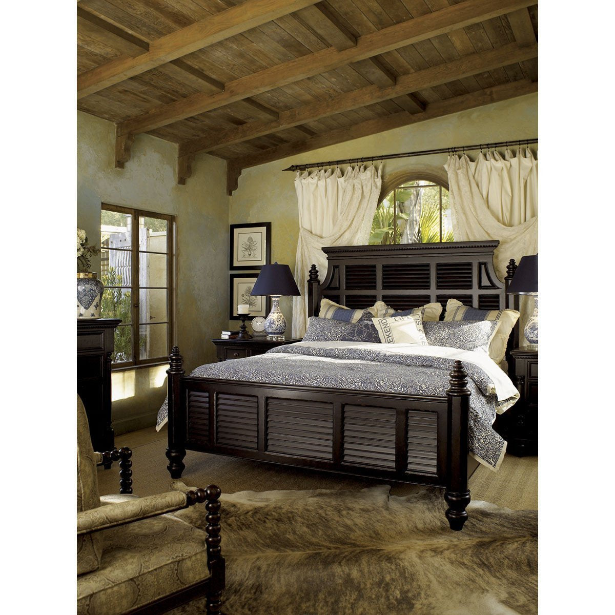 Tommy Bahama Kingstown Malabar Panel Bed 619-133C