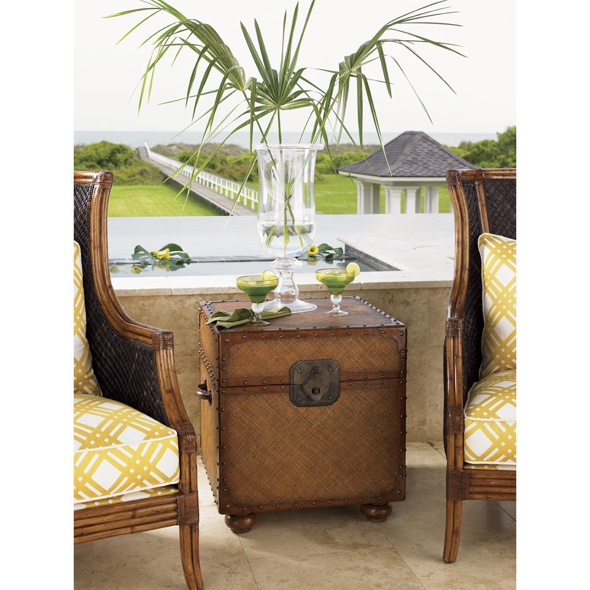 Tommy Bahama Island Estate East Cove Trunk 531-955