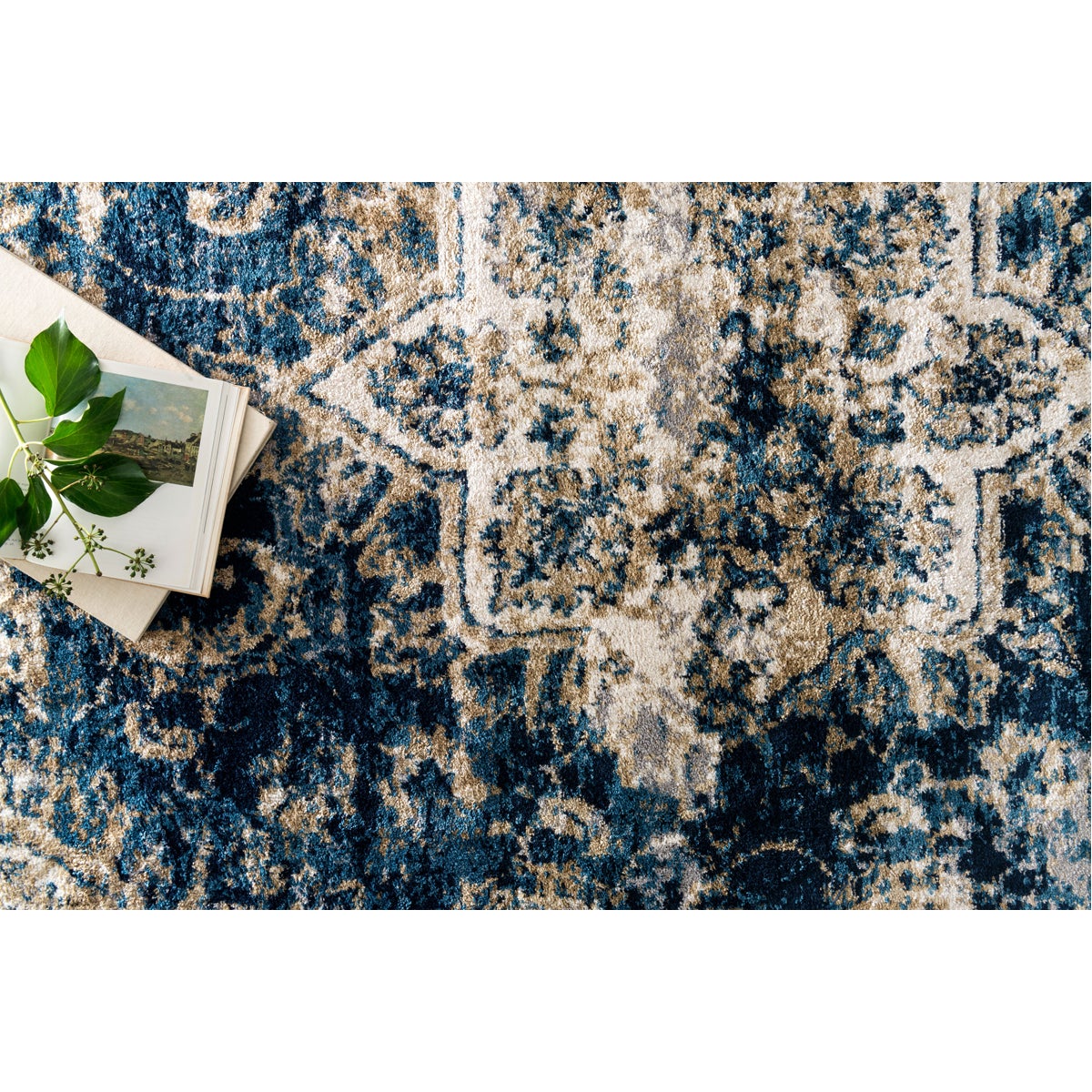 Loloi Torrance TC-04 Navy and Ivory Rug