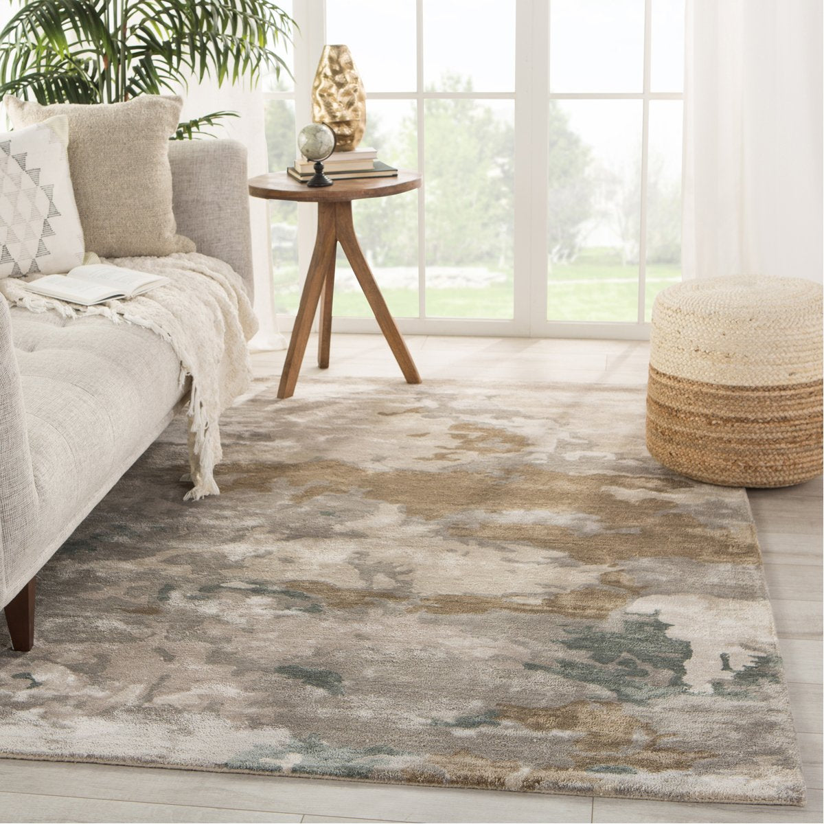 Jaipur Transcend Glacier Abstract Light Gray Taupe TRD05 Rug