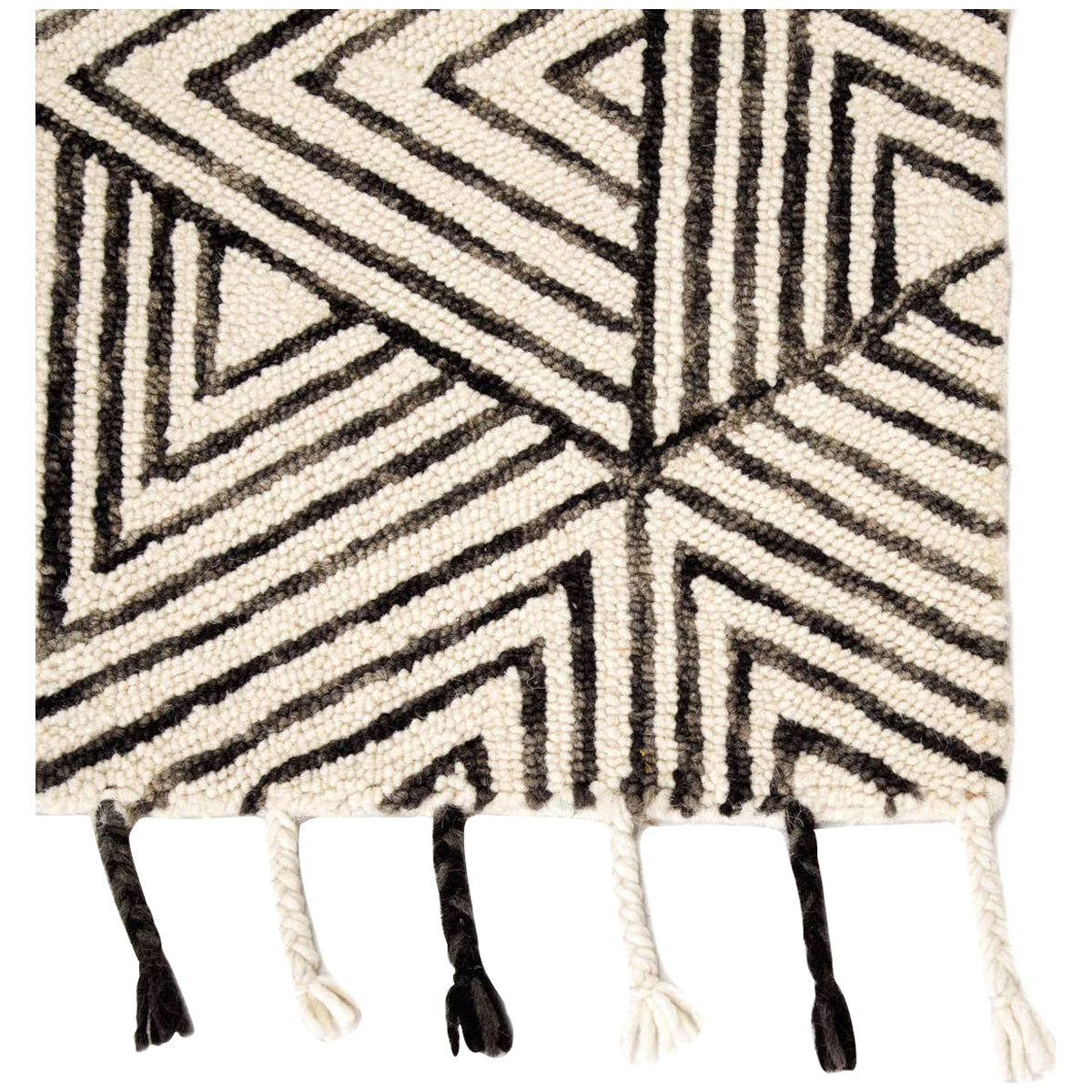 Jaipur Vera by Nikki Chu Montblanc Geometric Ivory Gray VNK01 Area Rug