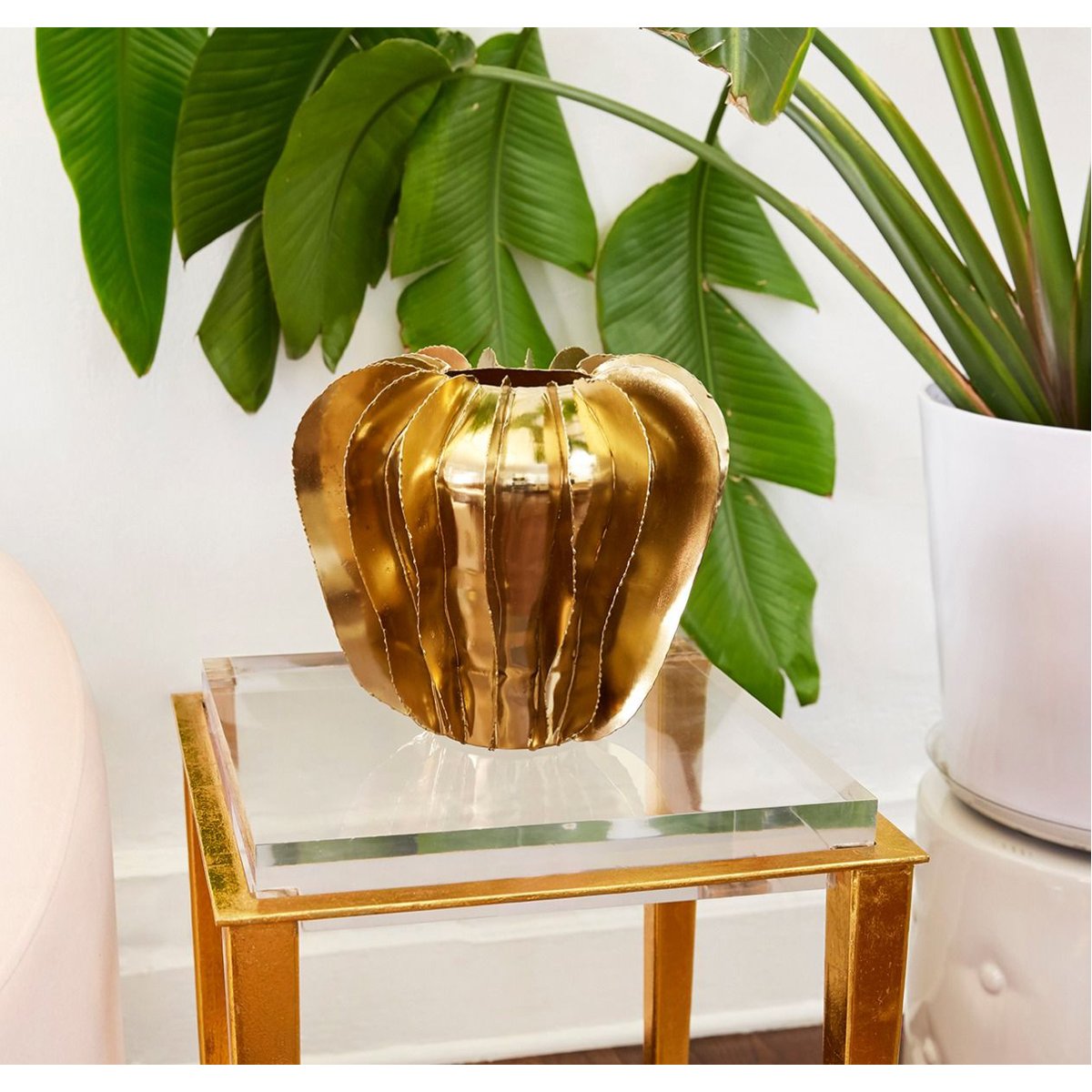 Villa &amp; House Doral Vase - Brass Finish