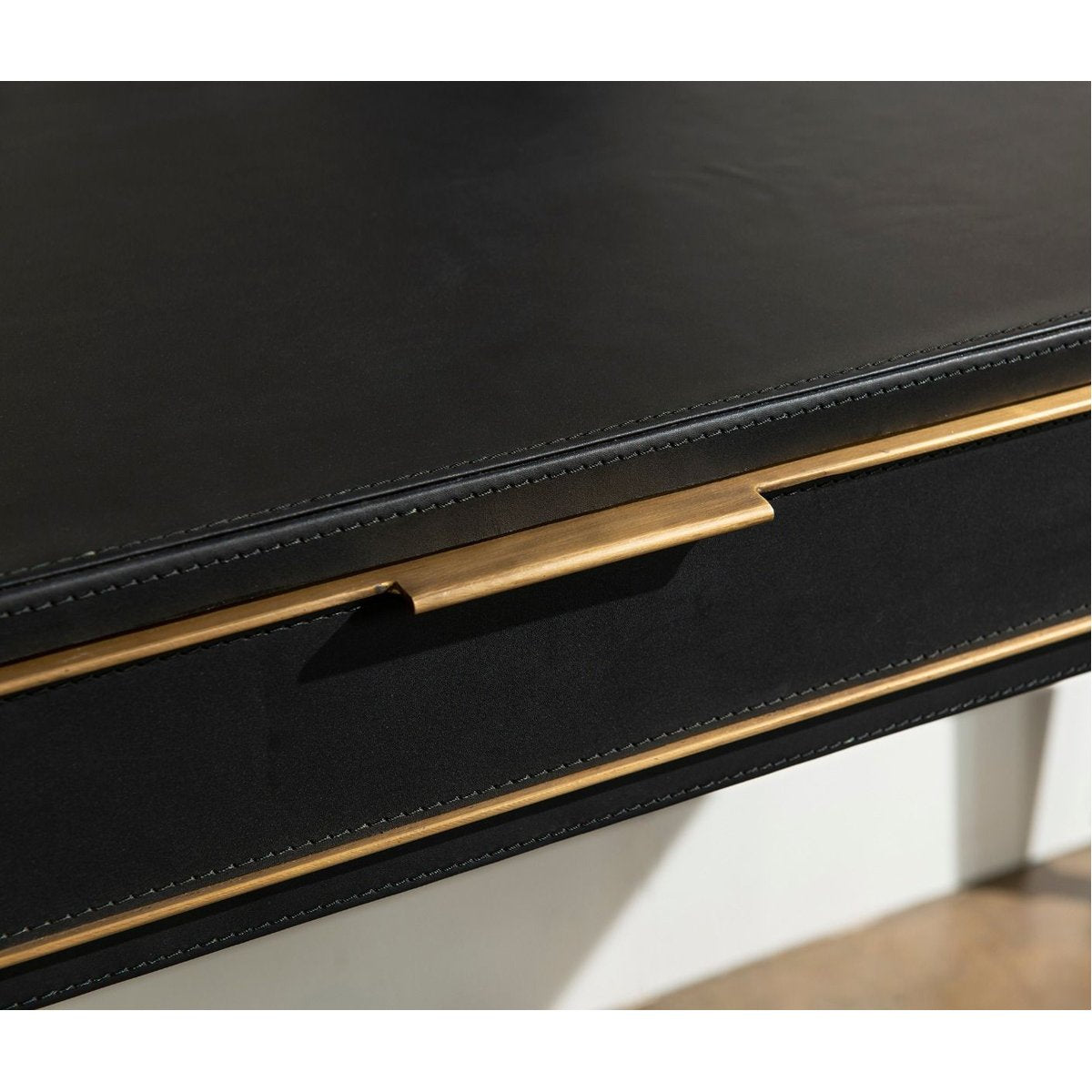 Villa &amp; House Hunter Desk - Black